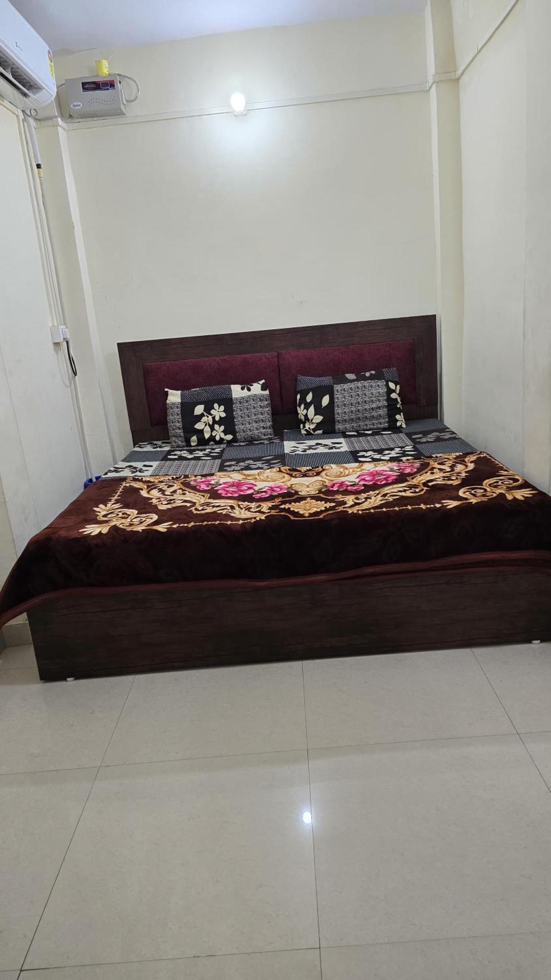 Ramlala Paying Guest House Stay Just 100M From Saryu Ghat, Ayodhya Exterior photo